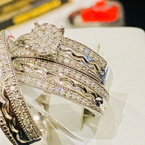 Exquisite matching his hers wedding ring band set 100% real genuine diamonds! - Picture 7 of 8